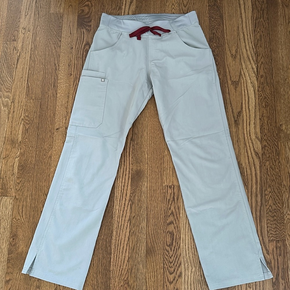 Figs light gray scrub pant